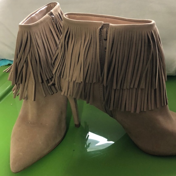 Fringe ankle boot heels - Picture 5 of 10